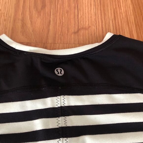 Lululemon Run: Reflect Long Sleeve Sea Stripe Mint Moment Black/Black - Picture 11 of 13